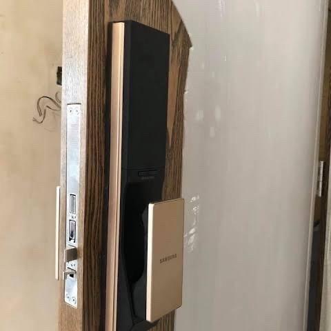Samsung 739 digital door lock sudah sertifikat postel ( barang resmi)